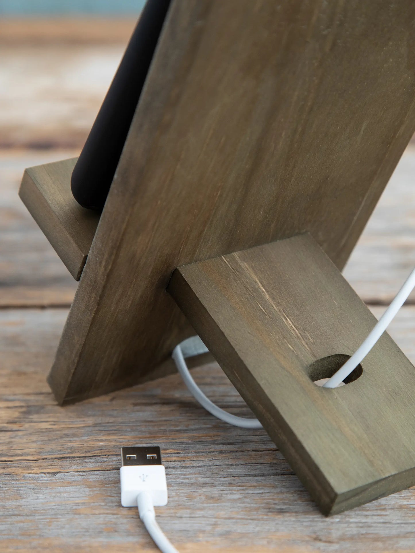 Wooden Phone Stand - Cocoa Folk Flower