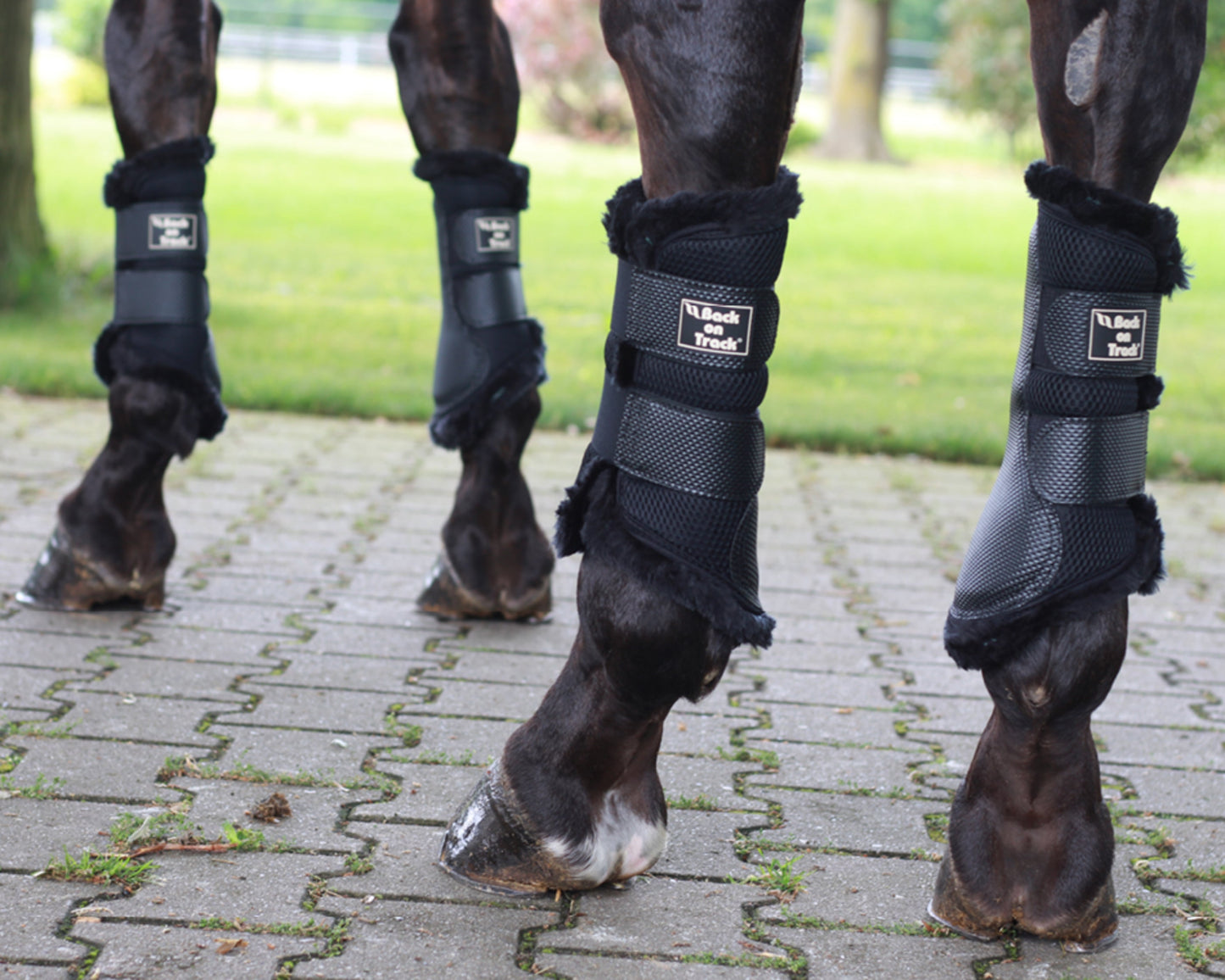 D Mesh Splint Boots with Faux Fur