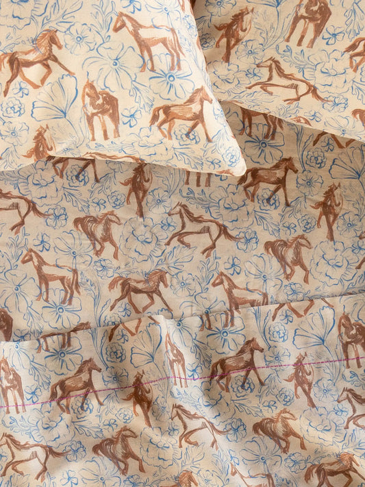 Sooo Soft Cotton Matching Sheet Set - Wild Painted Horses